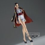 Figurine de Nico Robin de One Piece, mesurant environ 18 cm, représentant l'archéologue dans une pose confiante, vêtue de sa tenue sur l'île d'Onigashima, avec des détails minutieux et une expression sereine.