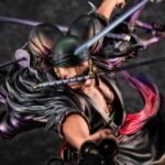 Figurine de Roronoa Zoro dans une pose dynamique utilisant la technique de combat Kitoryuu avec neuf sabres, réalisée en PVC par Megahouse.