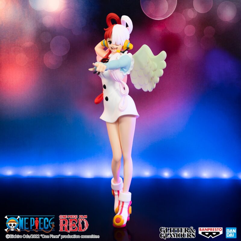 Figurine d'Uta du film ONE PIECE RED, mesurant 22 cm, en PVC, avec des détails précis et une pose dynamique. Fabriquée par BANPRESTO.