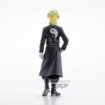 Vue 3/4 de dos à mi-distance de la figurine de Rindo Haitani de Tokyo Revengers en manteau noir avec symboles.